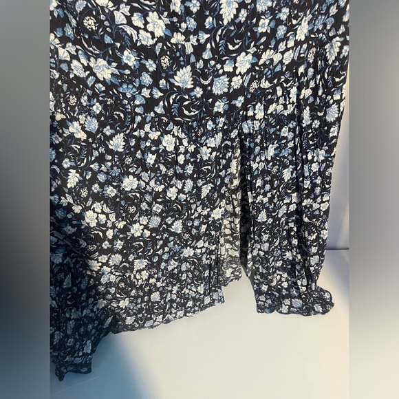 Blue floral, Long maxi skirt - Picture 2 of 3